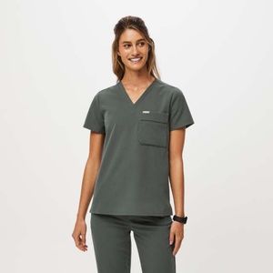 Figs Cargo collection